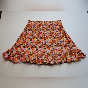 Loft Floral Flutter Mini Skirt ~ Size Medium 30"-32" Elastic Waist